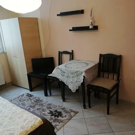 Teheran * Sofia